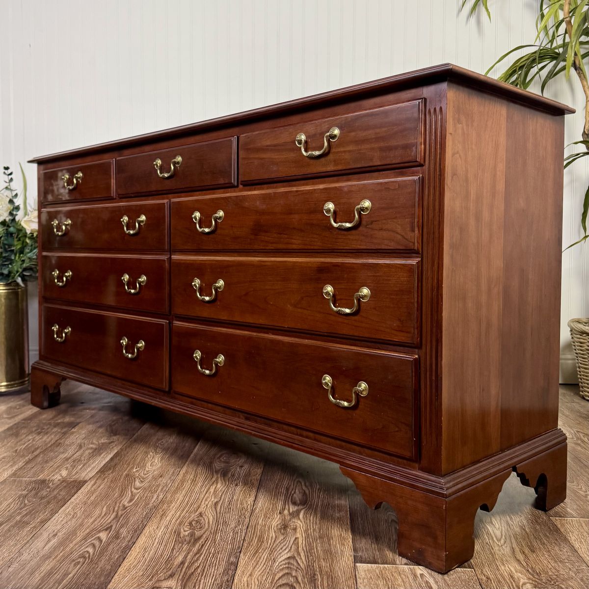 Ethan Allen Cherry Chippendale Lowboy Dresser