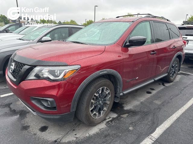 2020 Nissan Pathfinder SV