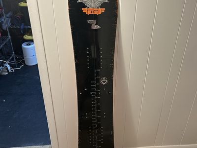 Burton Freebird 162 Splitboard + G3 Skins