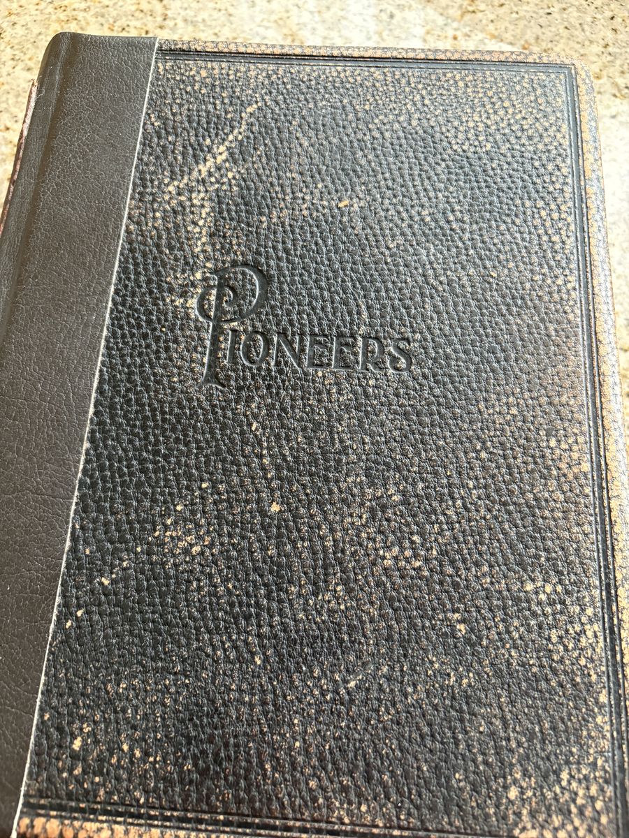 Pioneers Book Of Prominent Men Of Utah