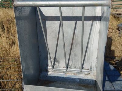 Powder River Galvanized Metal Livestock Feeder Wall Mount