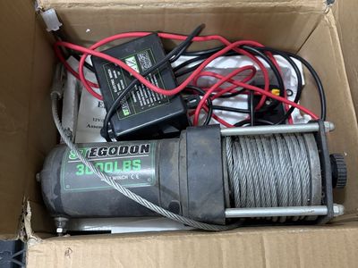3000 Pound Wireless Winch