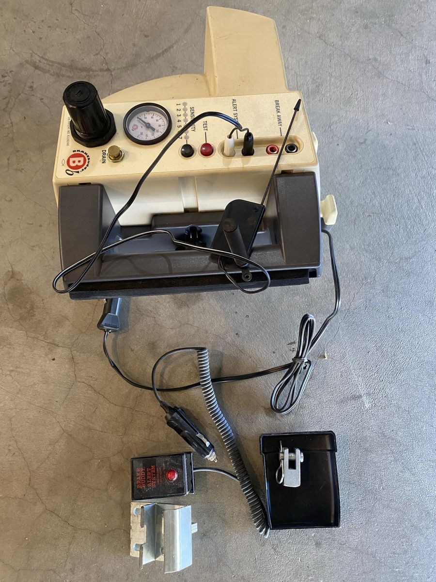 Main image 3