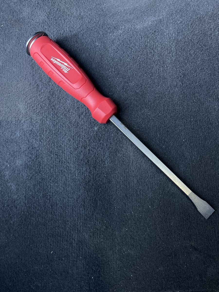 Milwaukee Demo flathead screwdriver