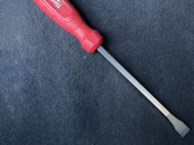 Milwaukee Demo flathead screwdriver