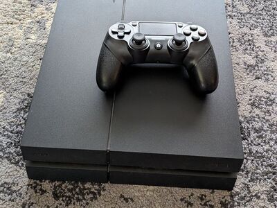 PS4 Including 9 Games