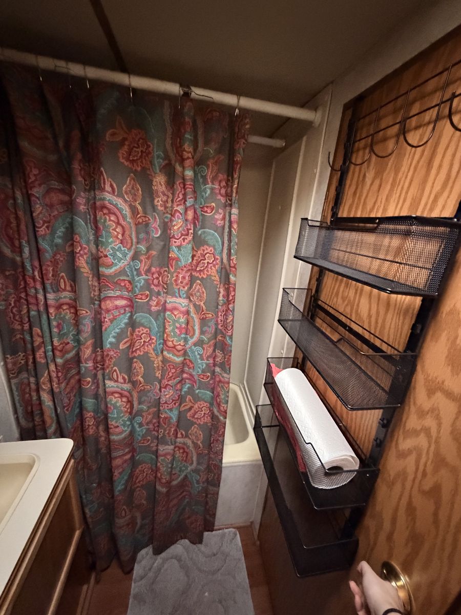 Main image 10