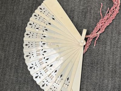 Antique Childs Bake Lite/Celluloid Fan 1920's-1930's