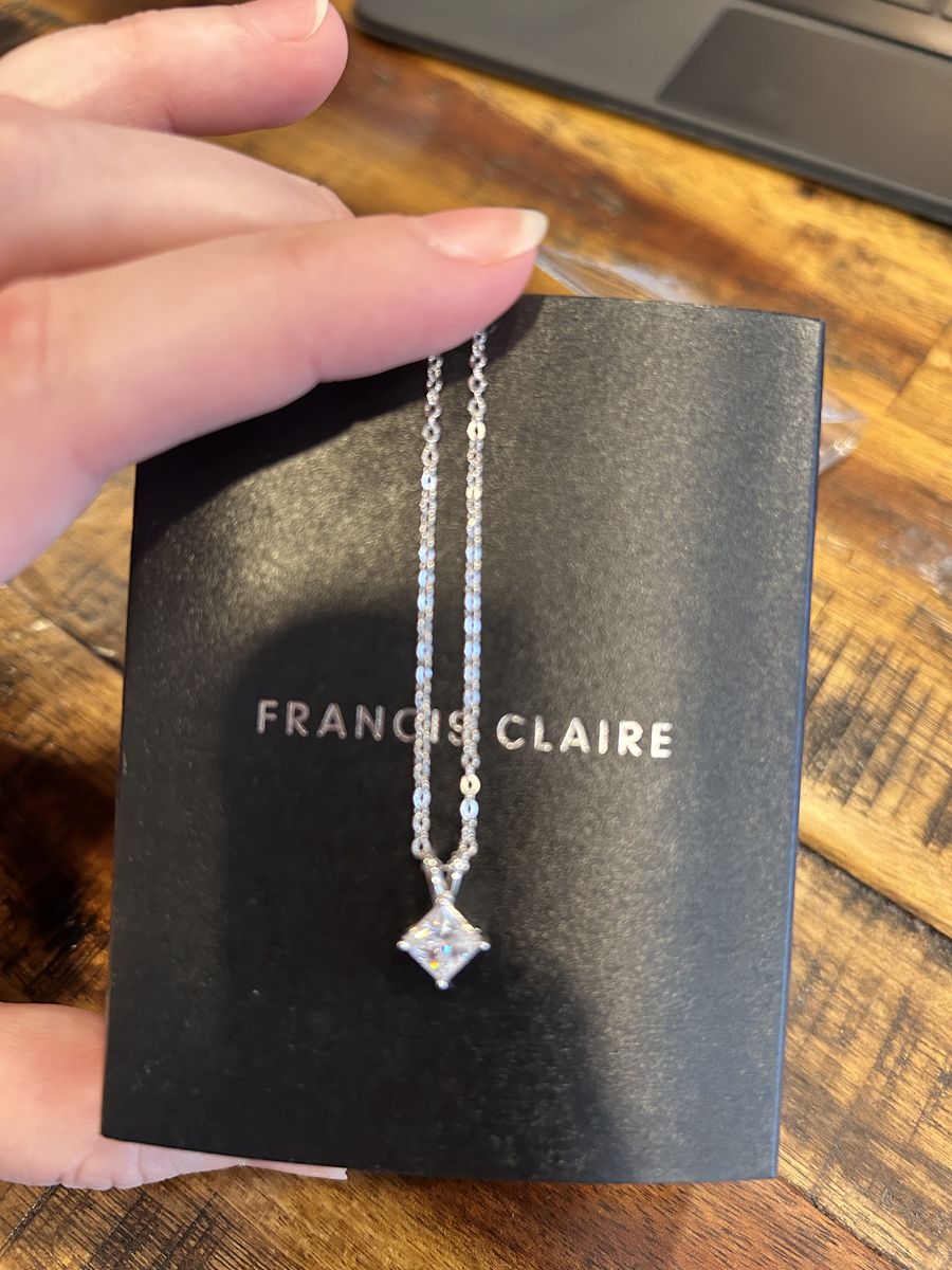 Kimia Moissanite Pendant - 0.85 Carat