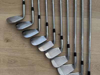 Titleist 981 Irons 2-Gap Wedge