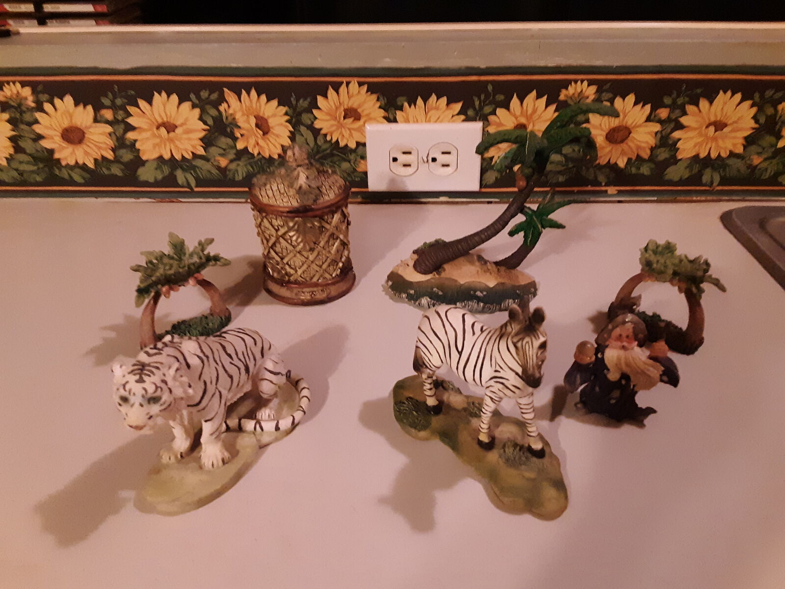 Animal figures Zebra Tiger Trees Wizard and More