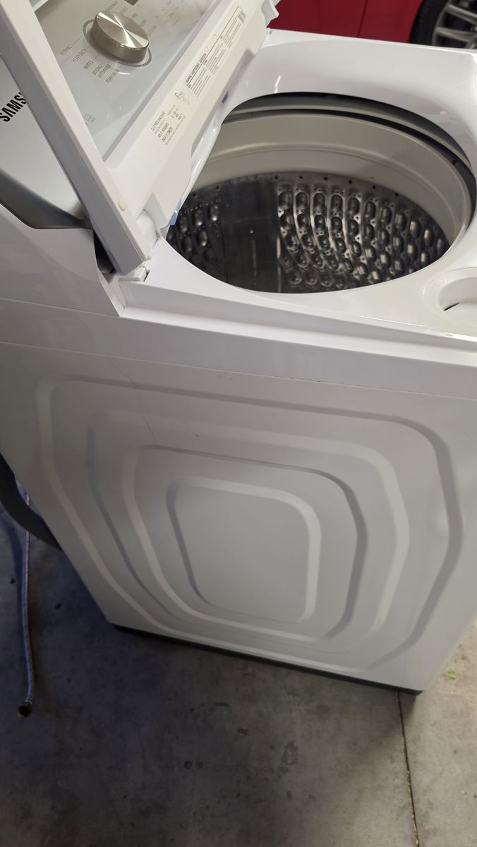 Main image 4