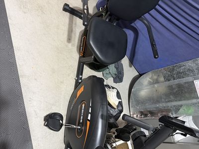 Jeekee Recumbent Exercise Bike with Digital Monitor