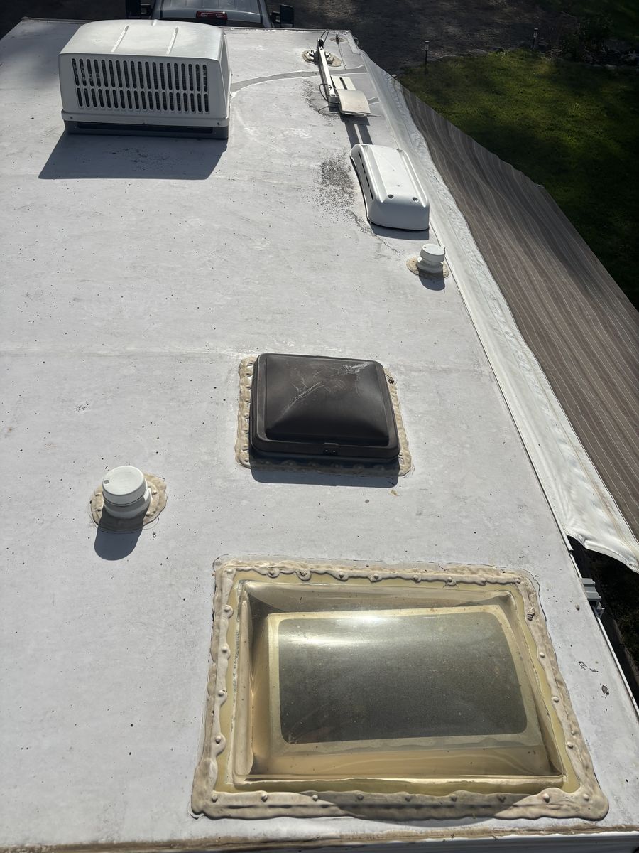 Main image 7