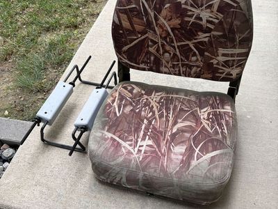 Used Camo Seat/Base