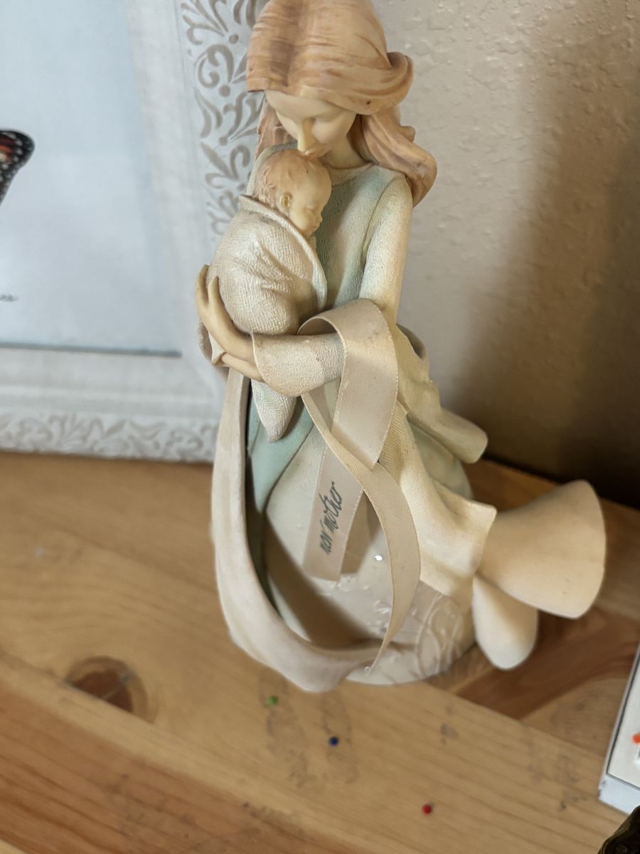 Willow Tree Mother and Child Figurine