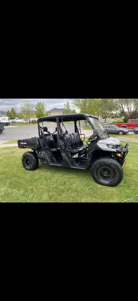 2020 CanAm Defender HD10