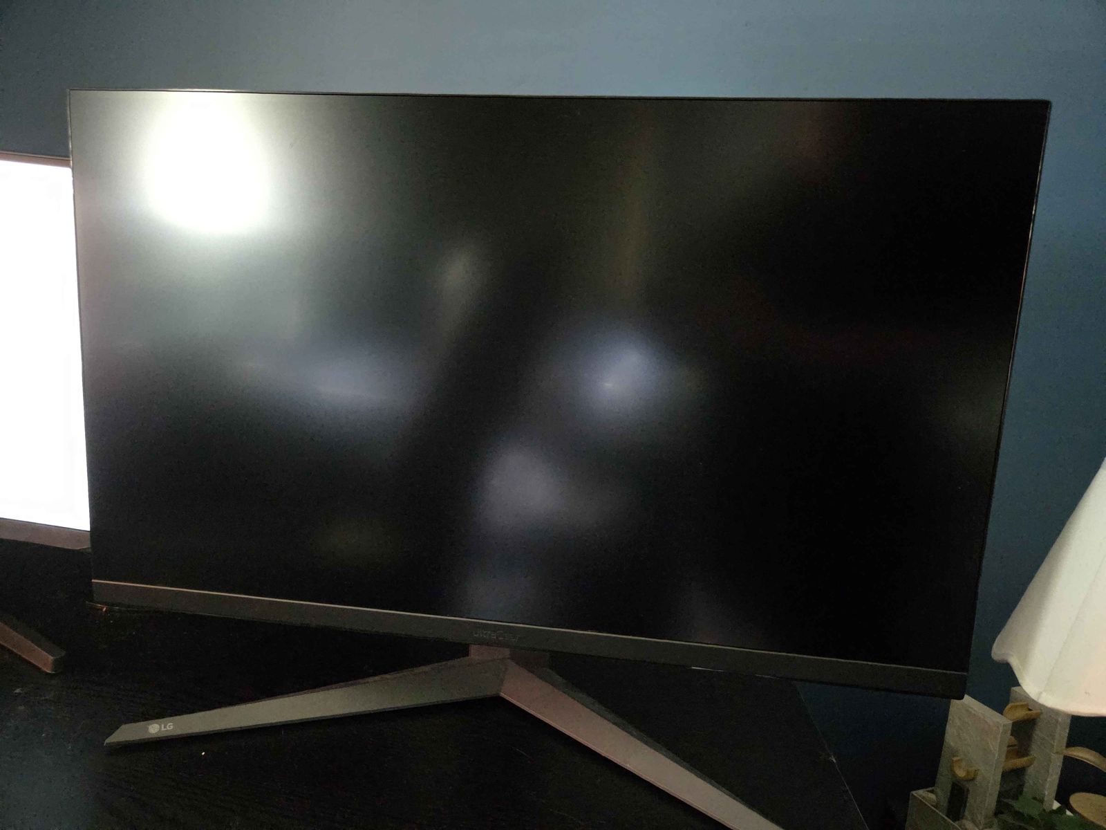 LG 32" 4k 144hz Monitor 32GR93U-B