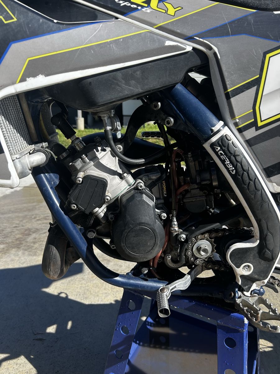 Main image 5