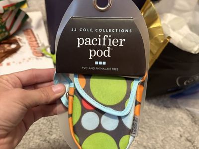 JJ Cole Collections Pacifier Pod PVC and Phthalate Free