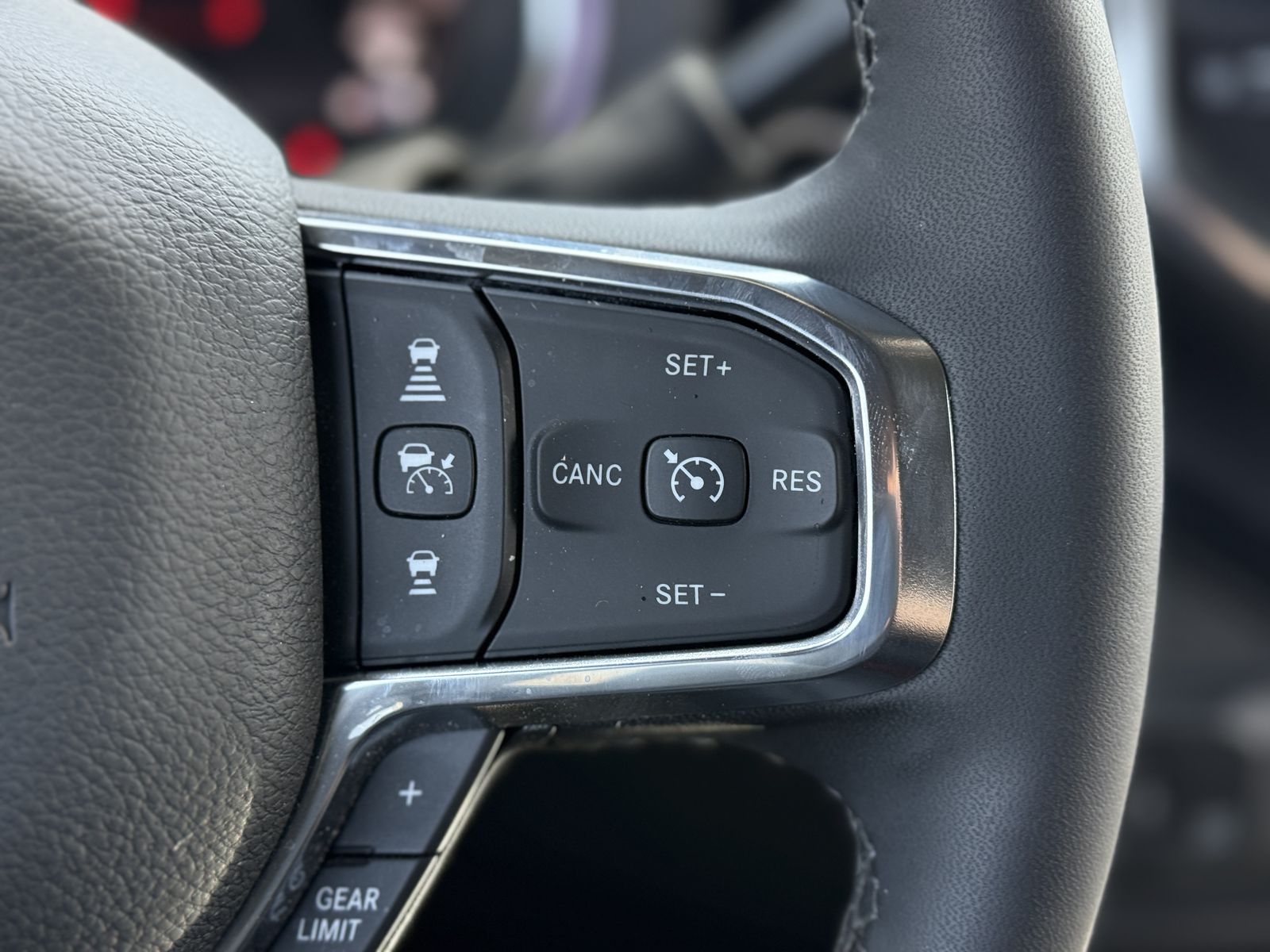 Main image 28