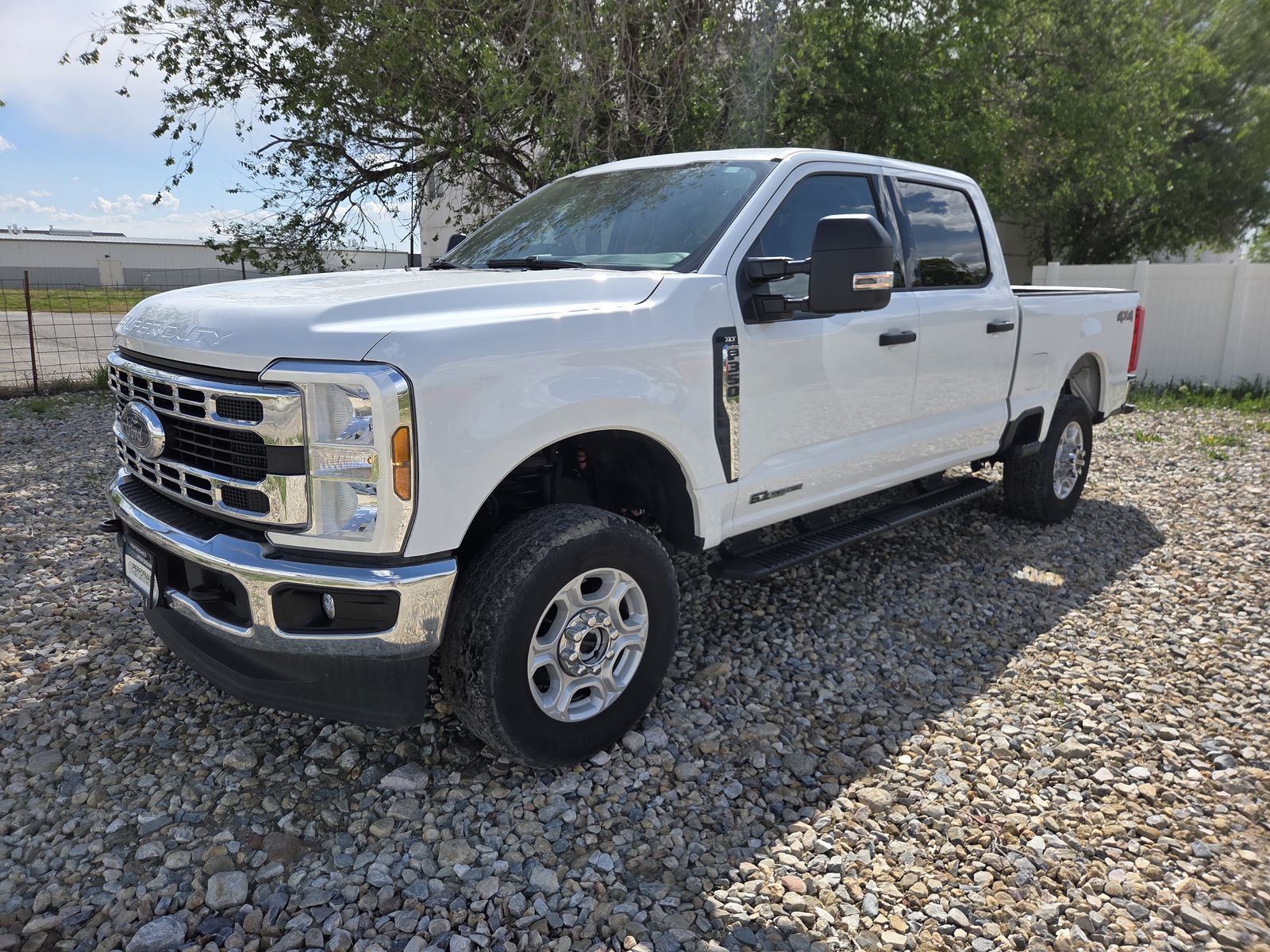 2025 Ford F-350 Super Duty XLT