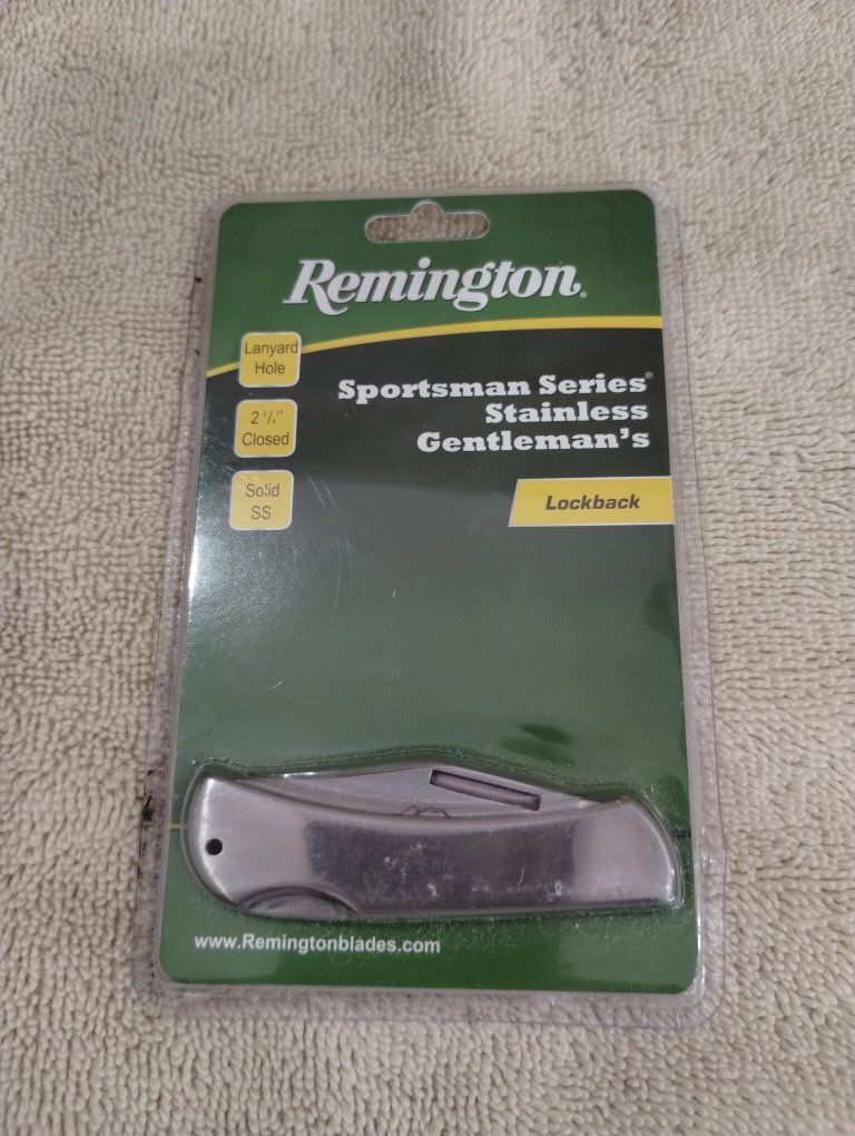 Remington Sportsman Series Stainless Steel Gentleman's Lockback Knife 2.5" Closed