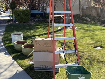 Easter FLASH Todyay 4/4 12-5pm Garage/tool, Home