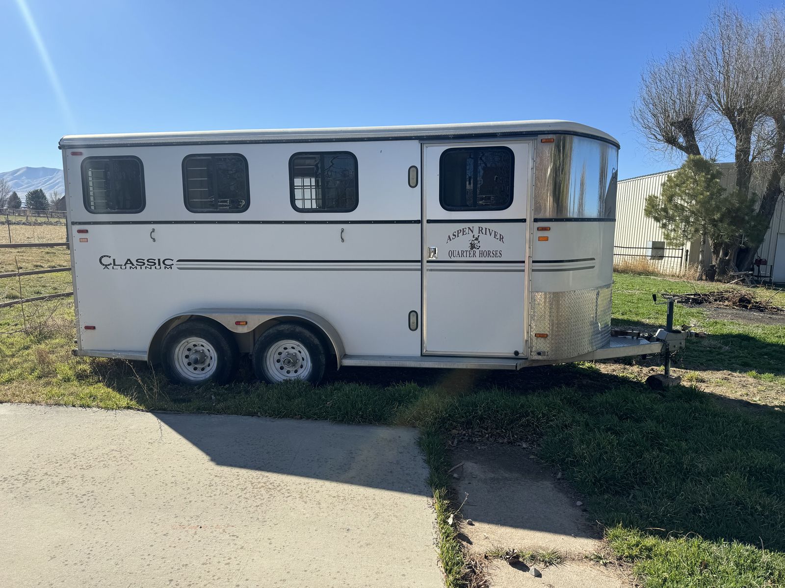 Horse Trailer 3