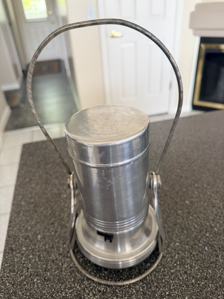 Vintage RAILROAD LANTURN “ECOLITE”by DORCO MFG. INC. Catalog No. 600