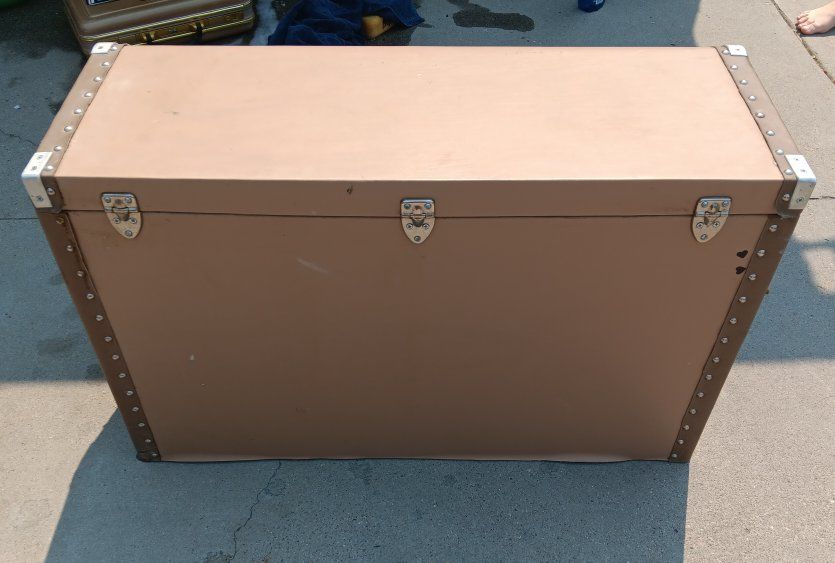 vintage trunk