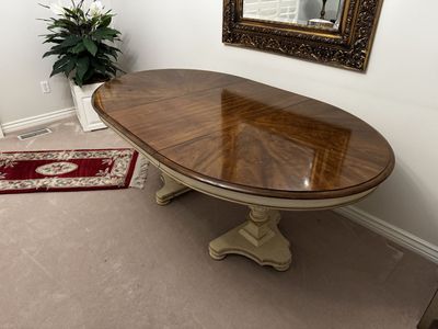 Elegant Traditional Extendable Dining Table with Double Pedestal Base & 6 Chairs, Wood Grain Finish