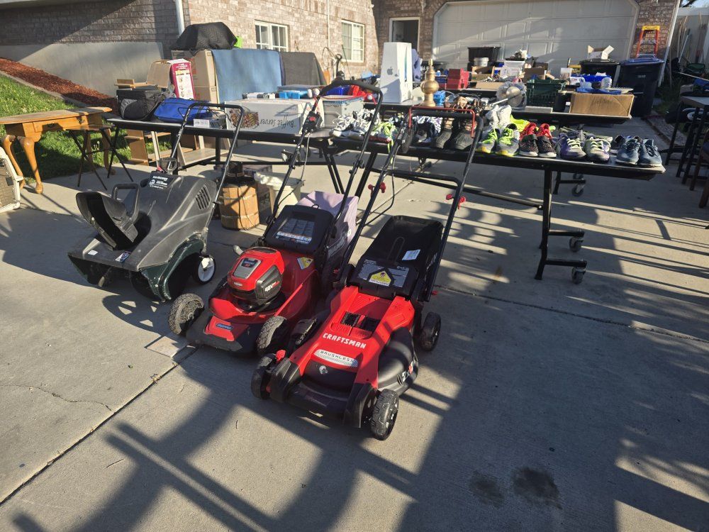 Huge Indoor & Outdoor Estate Sale