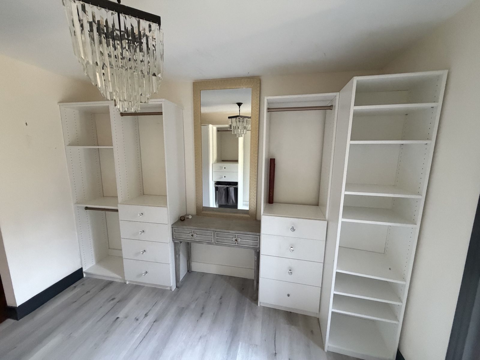 FREE/ Modular White Closet System Wardrobe Shelves Drawers and Hanging Rods. Need to pick up and take away. 