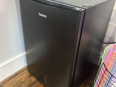 Galanz Mini Fridge