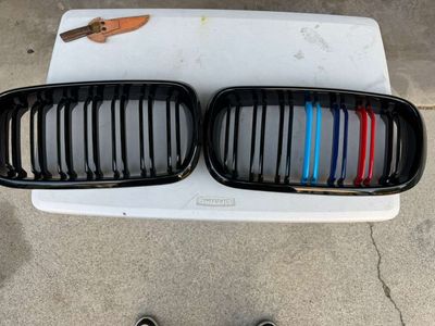 BMW X6 Gloss Black Kidney Grilles (M-Stripes)