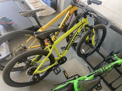 Nishiki Colorado Mountain Bike - Neon Yellow Hardtail