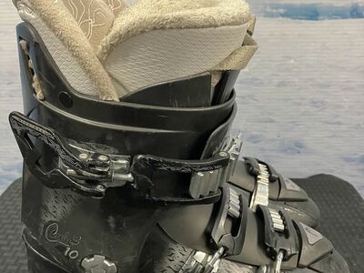 Used Head Cube 3 Ski Boots - 25.5