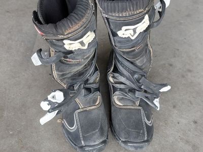 Kids Motorcycle Boots - Size Y7