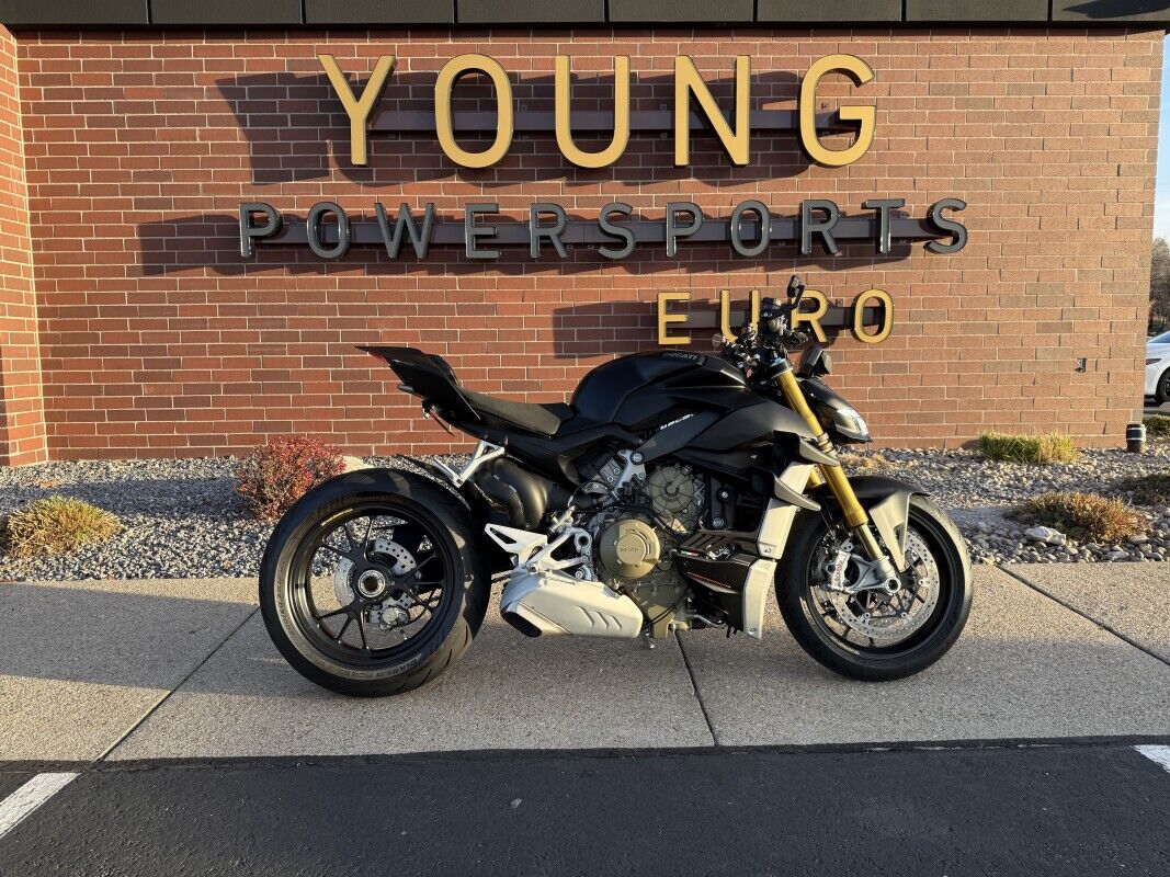 2021 Ducati Streetfighter V4