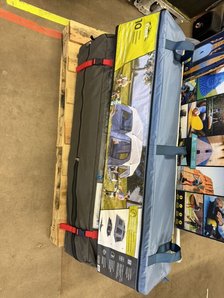 Core 10-person Lighted Instant Tent