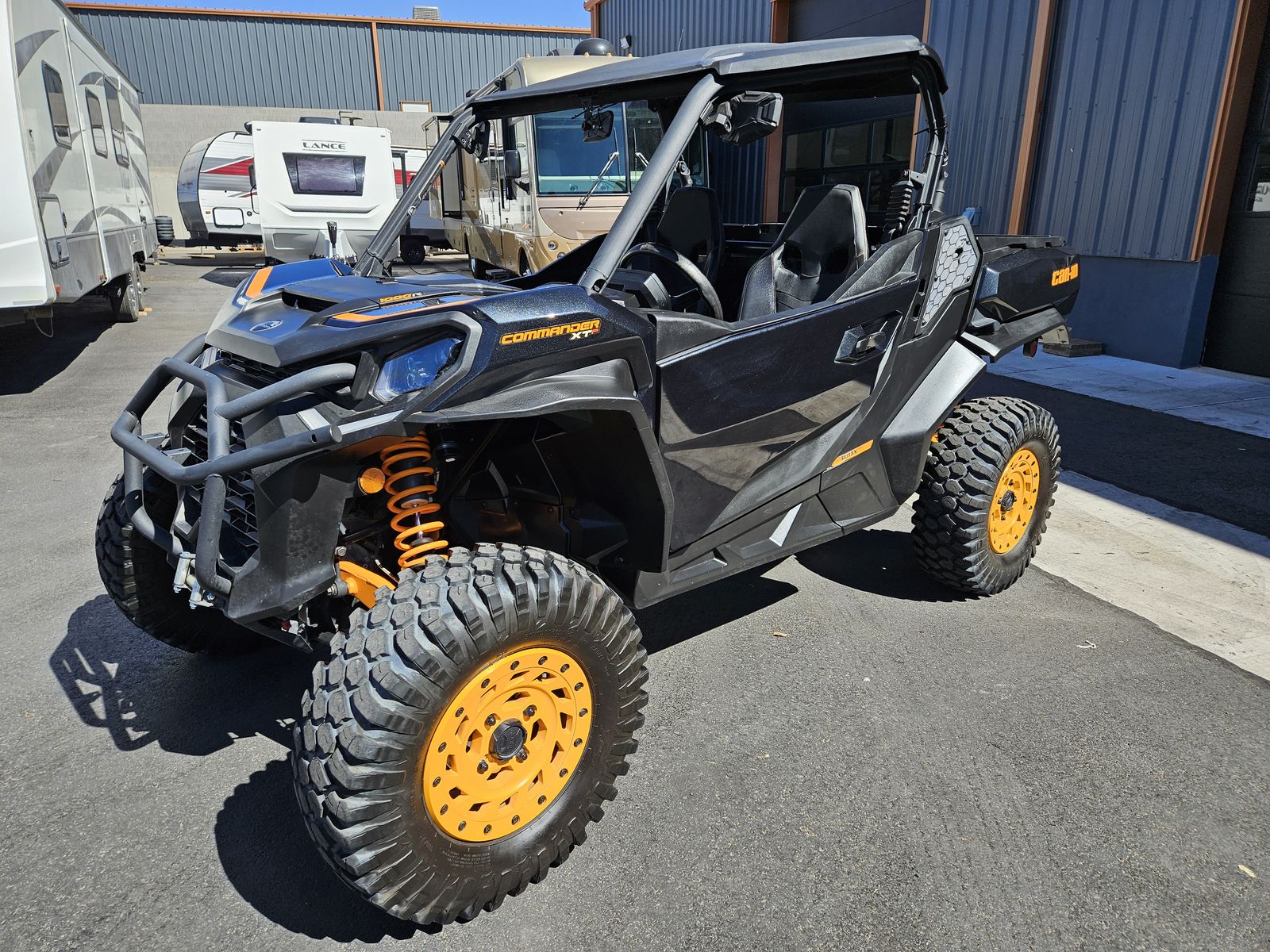 2022 Can Am Commander XT-P 1000R Fox Suspension!