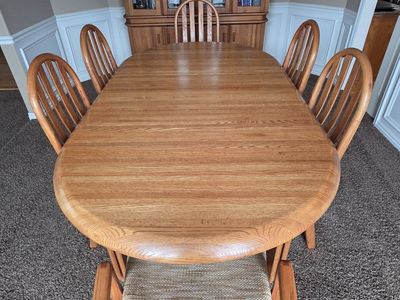 Oak Dining Table/ Hutch