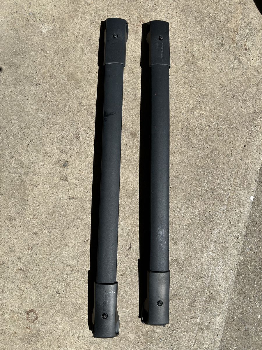 Subaru OEM Roof Rack Crossbars Black