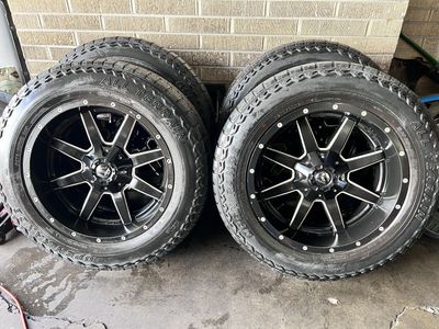 20x10 Fuel Maverick 6 Lugs Chevy Ford GMC Toyota