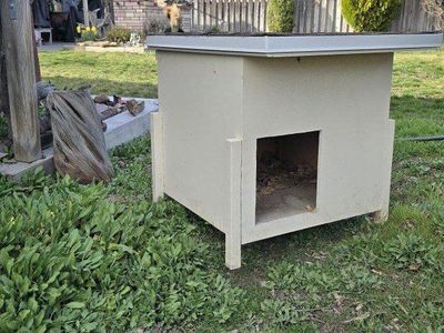 Custom made animal hutch/shelter