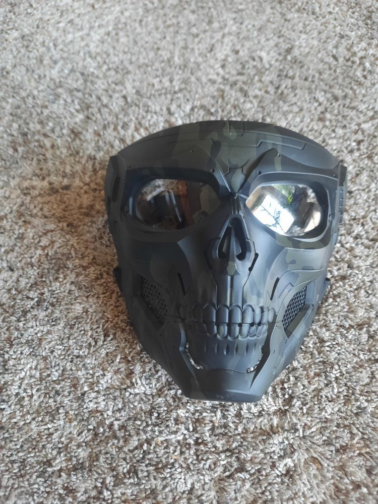 Main image 4