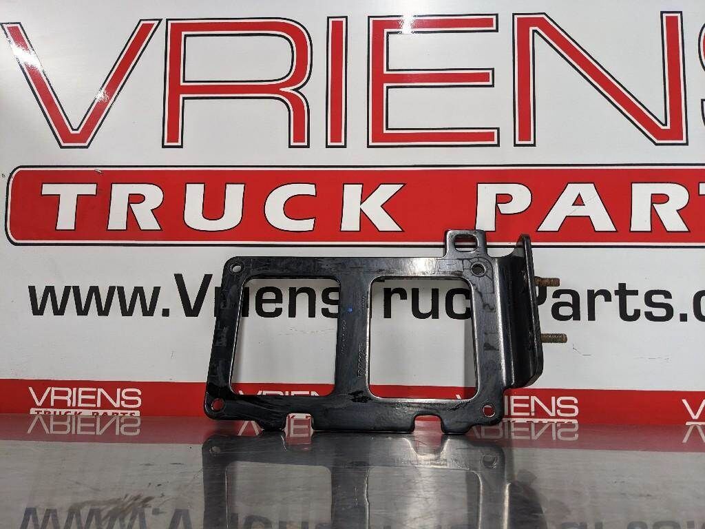 Kenworth T880 Bracket