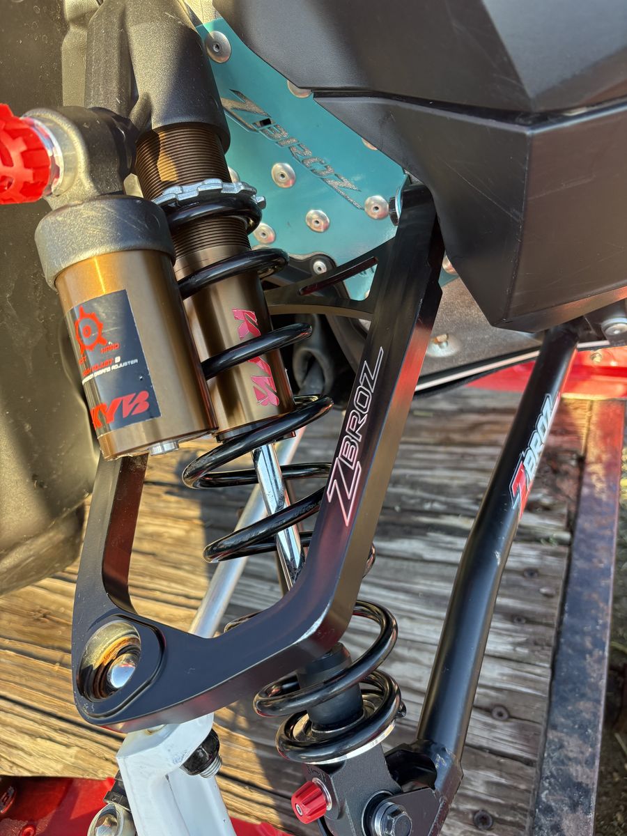 Main image 3