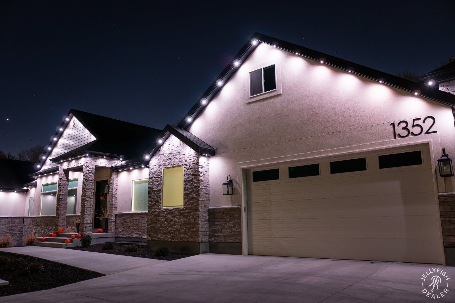 JellyFish Lighting | Permanent Lighting | Holiday Lighting